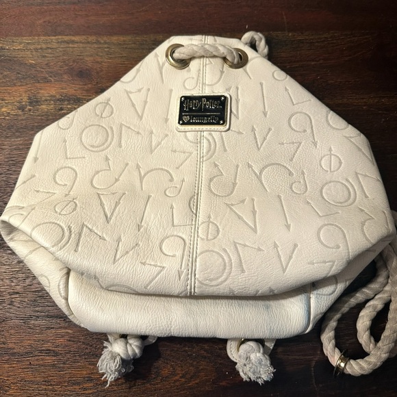 Harry Potter‎ Loungefly Spells Mini Backpack  potter Disney Cream.. - Picture 1 of 7